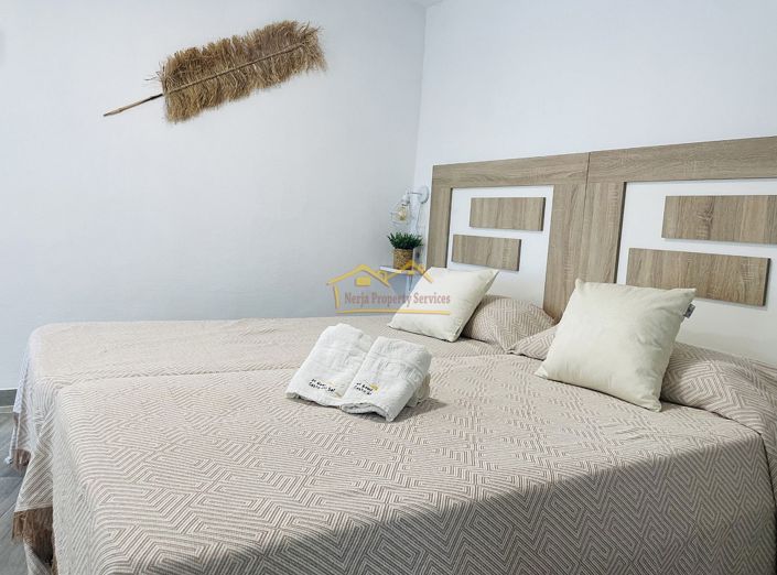 Image No.39-3 Bed House for sale