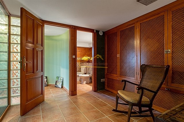 Image No.26-7 Bed Villa for sale