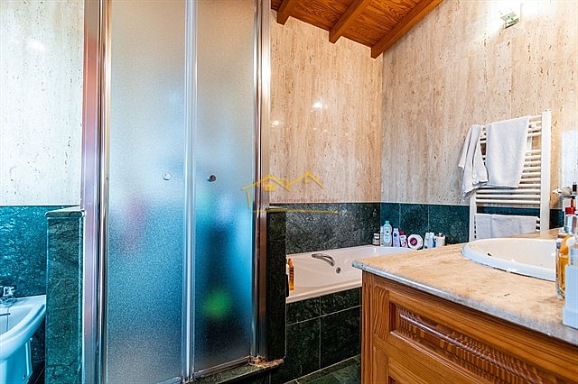 Image No.33-7 Bed Villa for sale