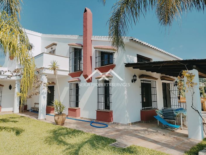 Image No.49-9 Bed Property for sale