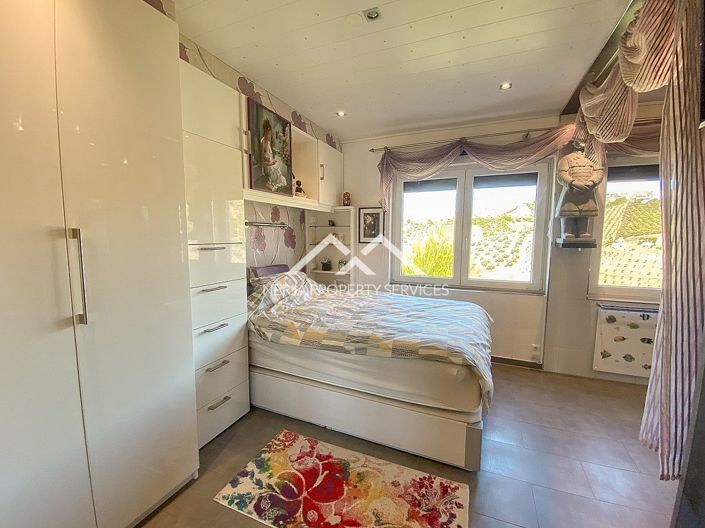 Image No.29-4 Bed Villa for sale