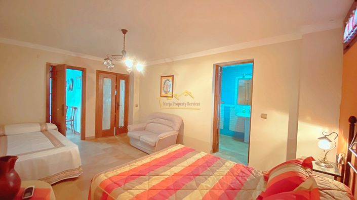 Image No.22-5 Bed Villa for sale