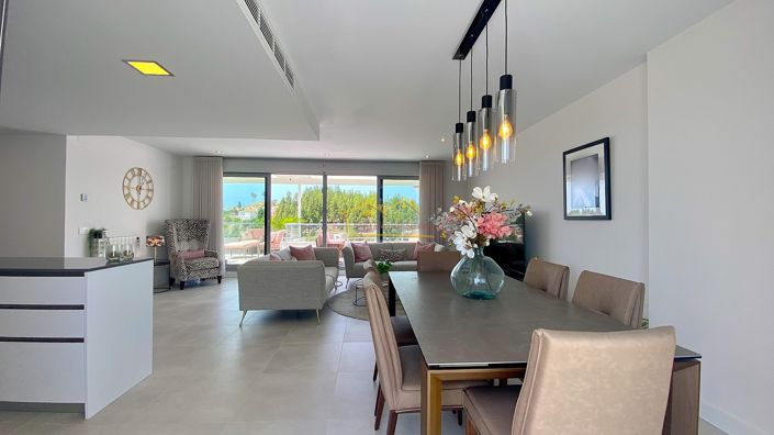 Image No.13-4 Bed Penthouse for sale