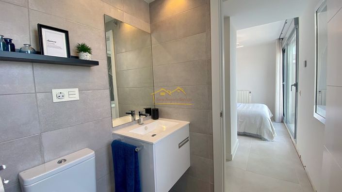 Image No.43-4 Bed Penthouse for sale