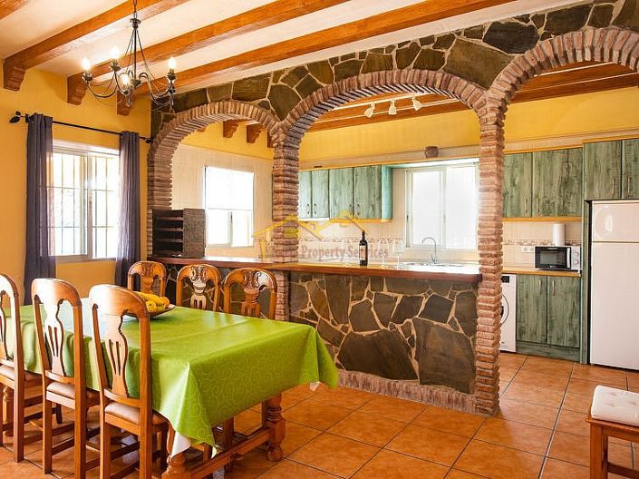 Image No.4-4 Bed Villa for sale