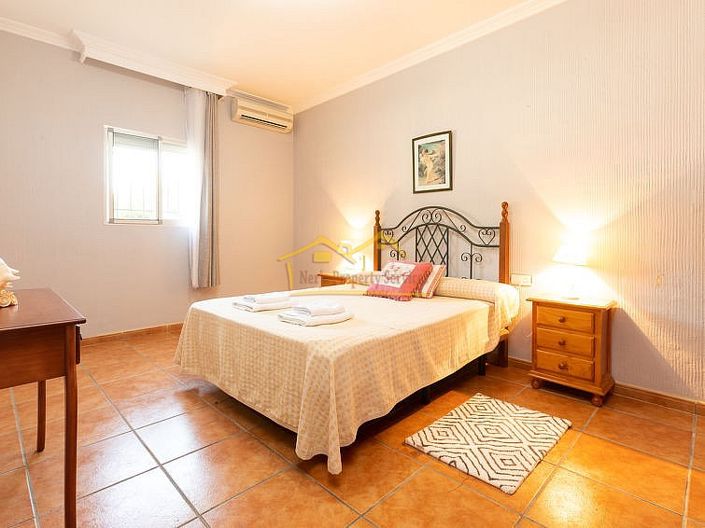 Image No.8-4 Bed Villa for sale