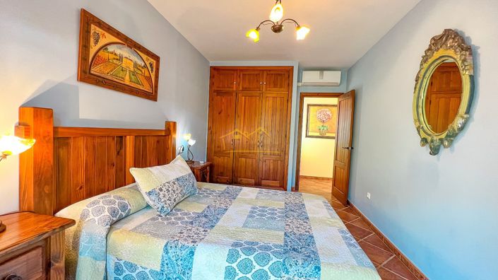 Image No.35-3 Bed Villa for sale