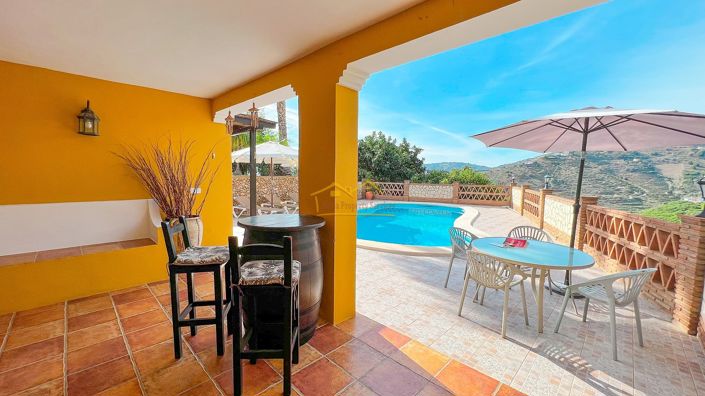 Image No.43-3 Bed Villa for sale