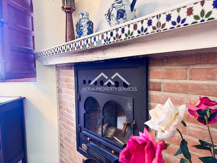 Image No.13-3 Bed Property for sale