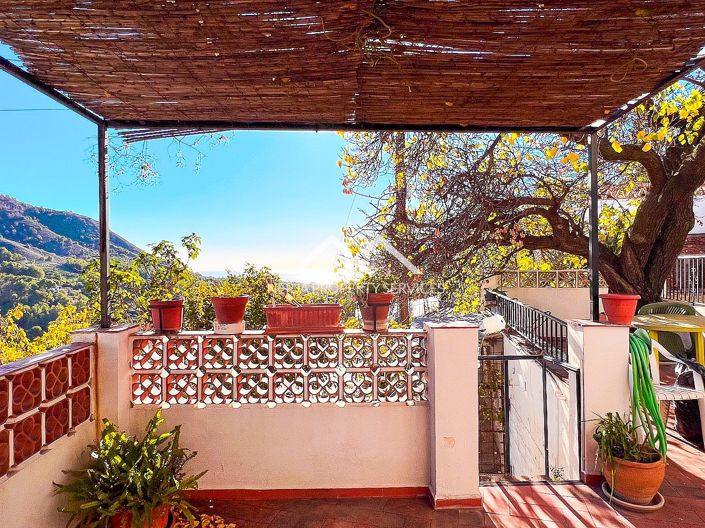 Image No.3-3 Bed Property for sale