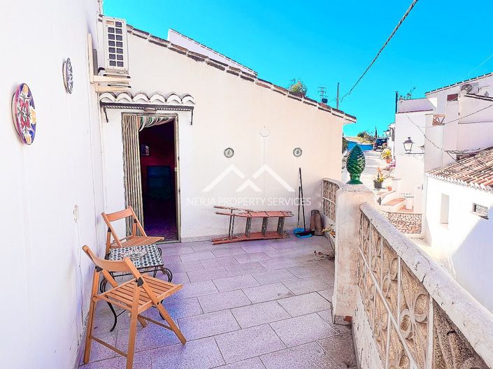 Image No.26-3 Bed Property for sale