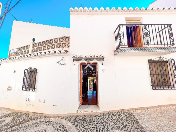 Image No.31-3 Bed Property for sale