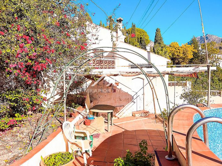 Image No.6-3 Bed Property for sale