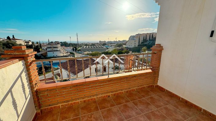 Image No.21-4 Bed House for sale