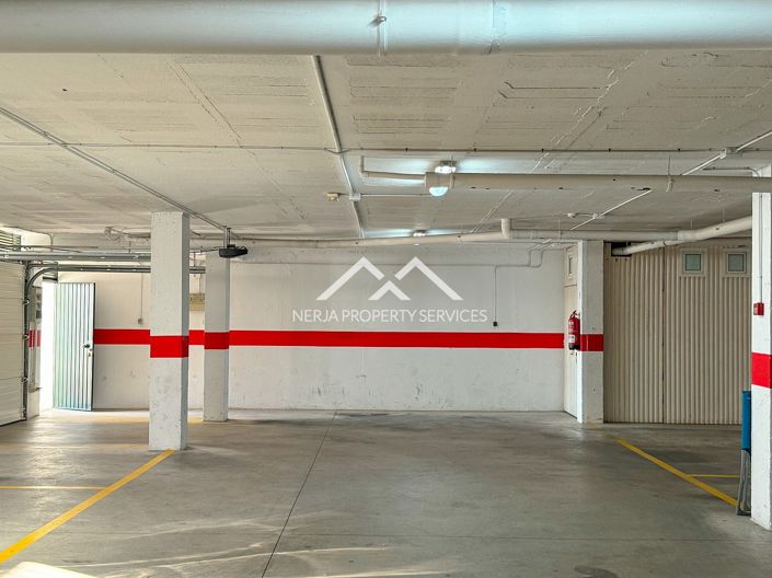 Image No.35-4 Bed House for sale