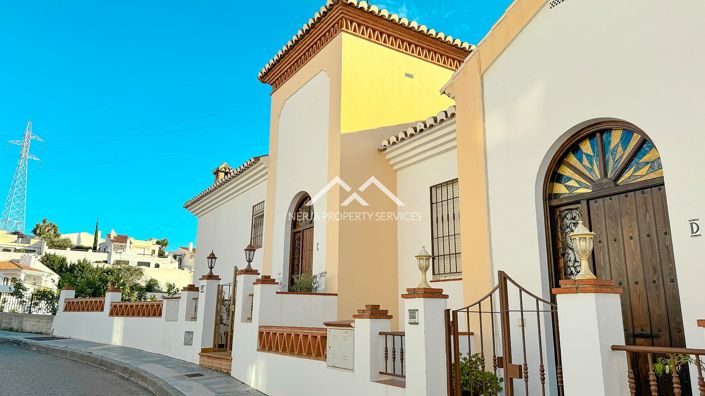 Image No.38-4 Bed House for sale