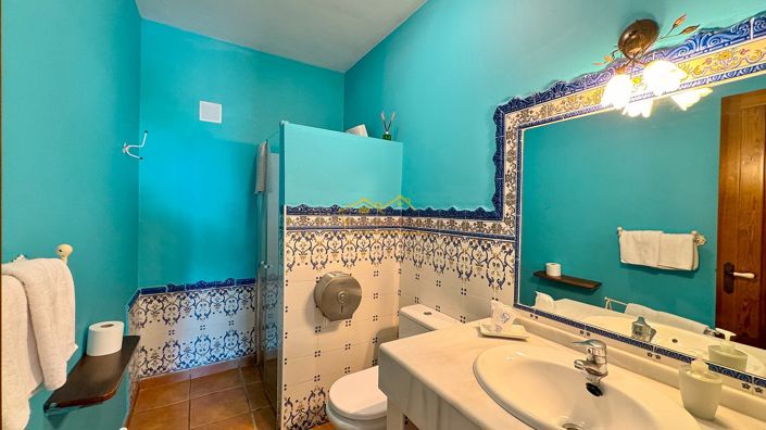 Image No.48-7 Bed Villa for sale