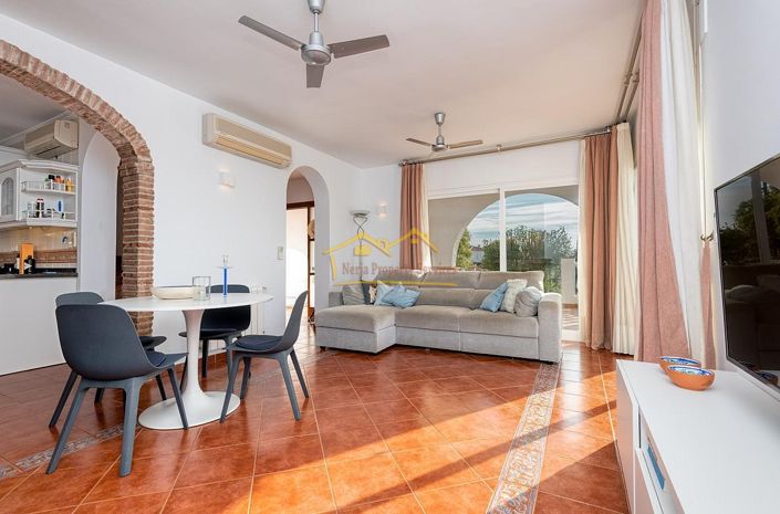 Image No.11-3 Bed Villa for sale