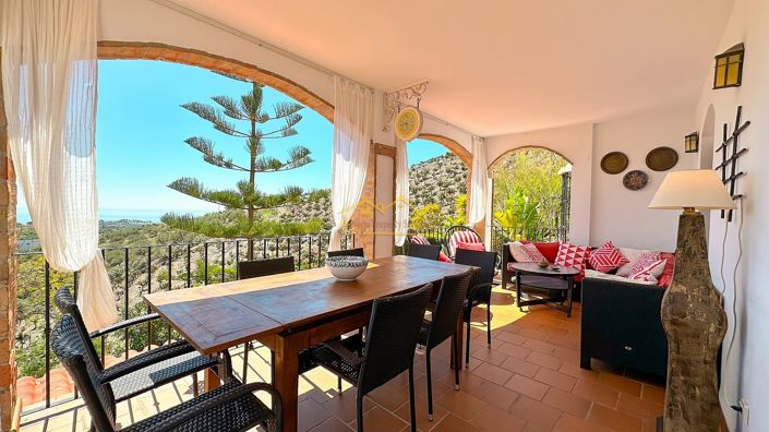 Image No.24-7 Bed Villa for sale