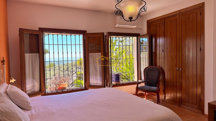 Image No.36-7 Bed Villa for sale