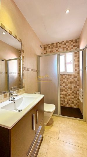 Image No.27-4 Bed House for sale