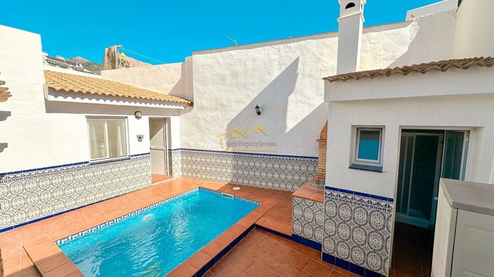 Image No.33-4 Bed House for sale