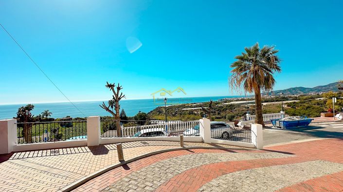 Image No.44-4 Bed House for sale