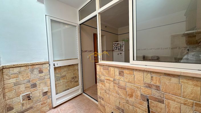 Image No.17-3 Bed Townhouse for sale