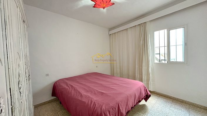 Image No.21-3 Bed Townhouse for sale