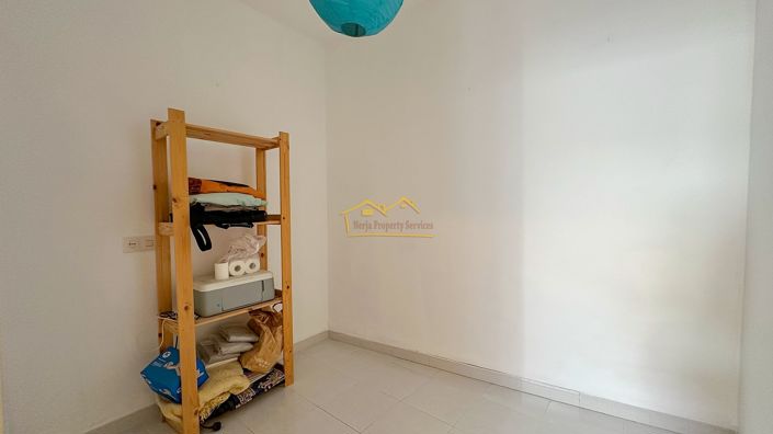 Image No.25-3 Bed Townhouse for sale