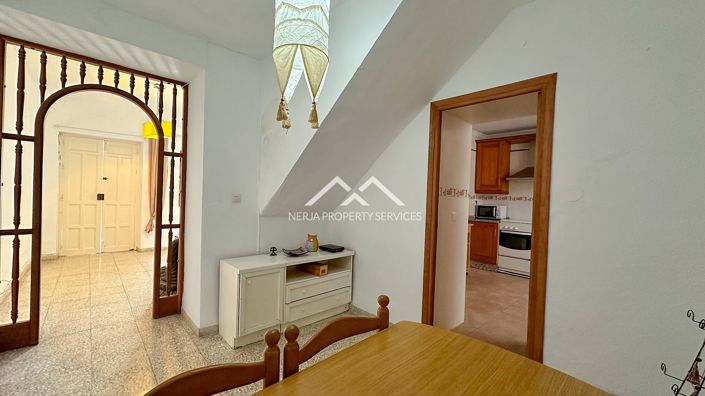 Image No.11-3 Bed Townhouse for sale