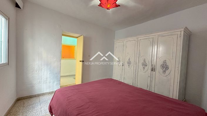 Image No.23-3 Bed Townhouse for sale