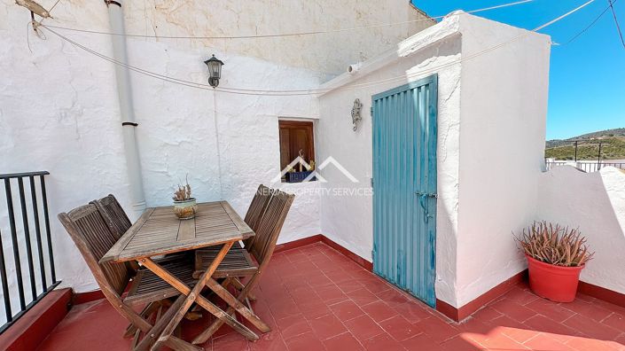 Image No.4-3 Bed Townhouse for sale