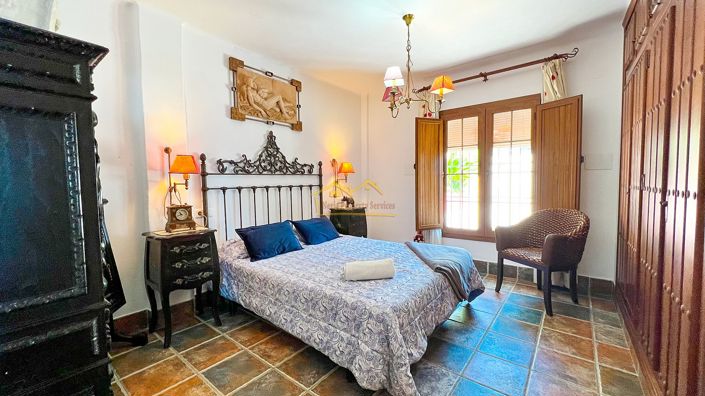 Image No.22-6 Bed Villa for sale