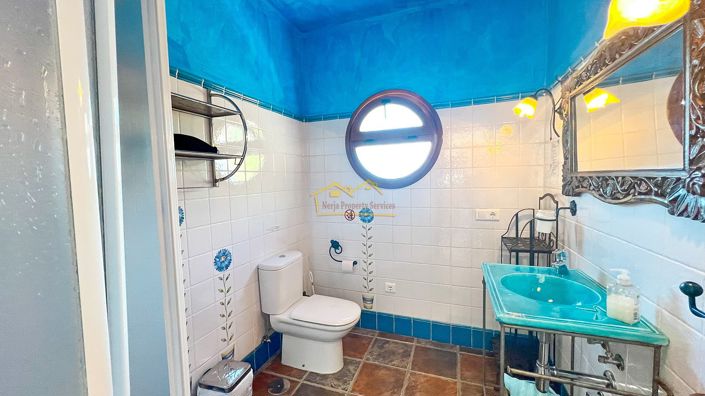 Image No.38-6 Bed Villa for sale