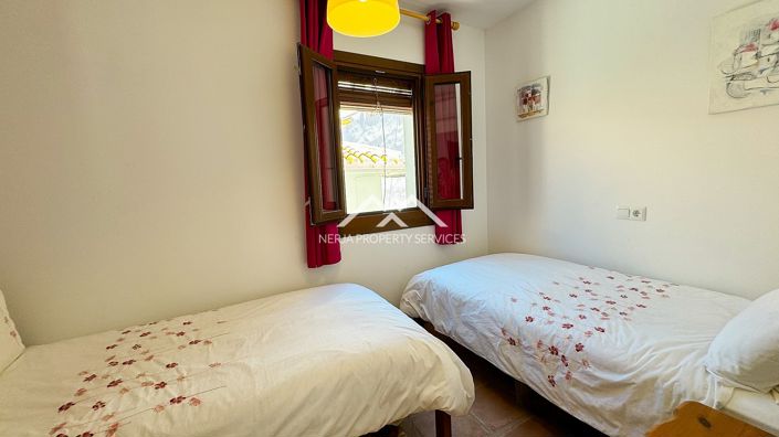 Image No.10-2 Bed Townhouse for sale