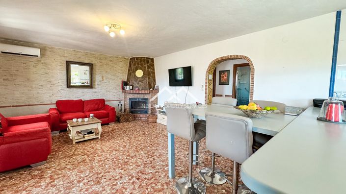 Image No.17-2 Bed Villa for sale