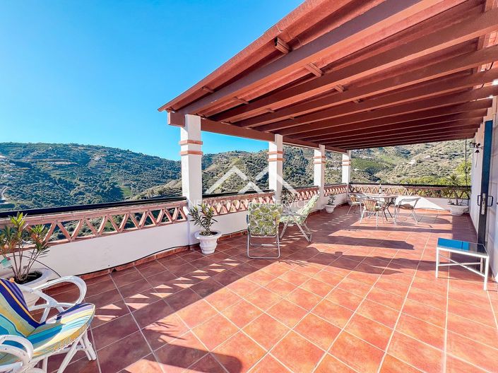 Image No.19-2 Bed Property for sale