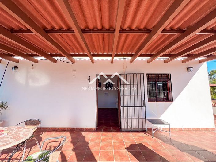 Image No.21-2 Bed Property for sale