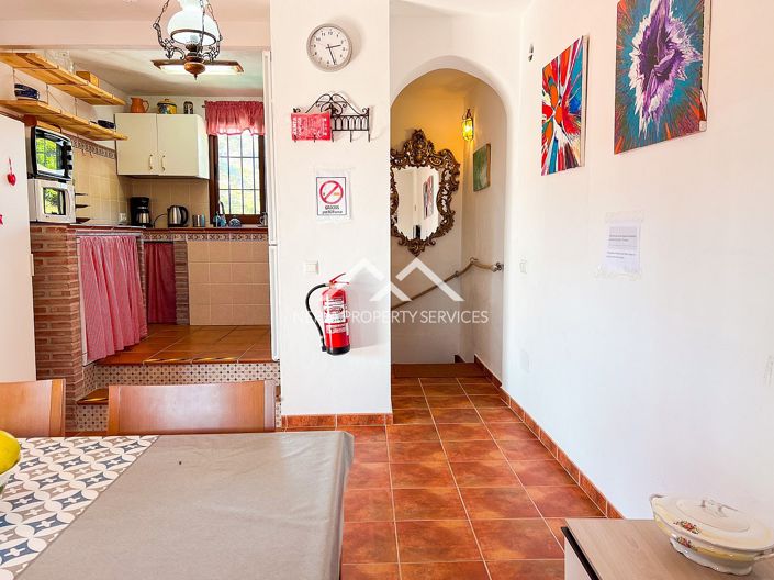 Image No.25-2 Bed Property for sale