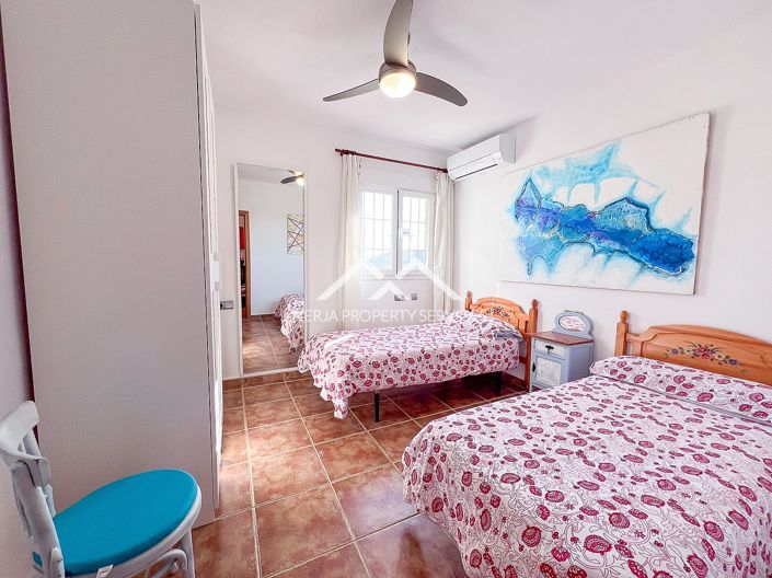 Image No.46-2 Bed Property for sale