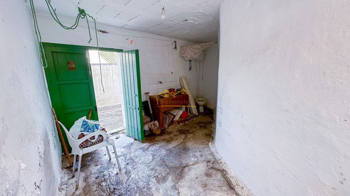 Image No.23-3 Bed House for sale