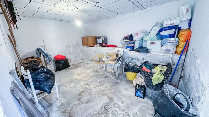 Image No.24-3 Bed House for sale