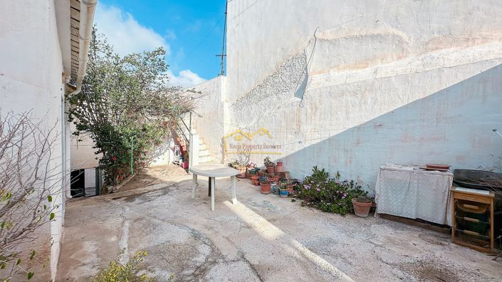 Image No.7-3 Bed House for sale