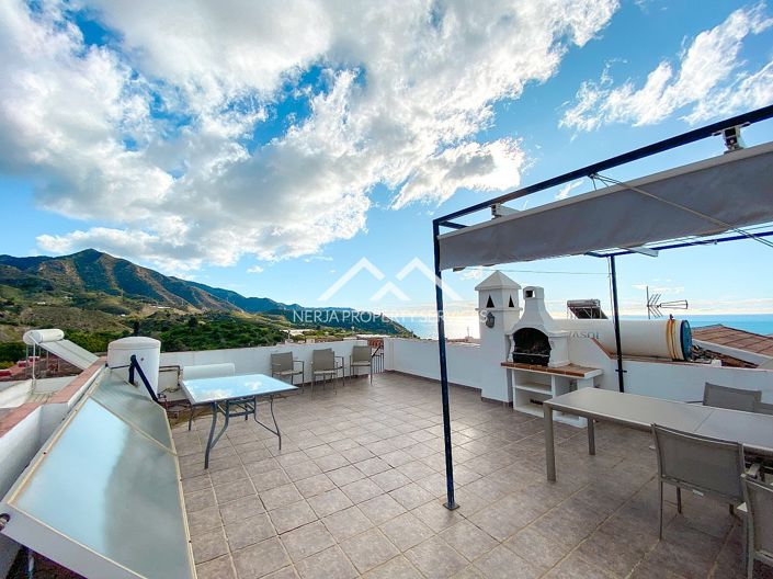 Image No.2-3 Bed House for sale