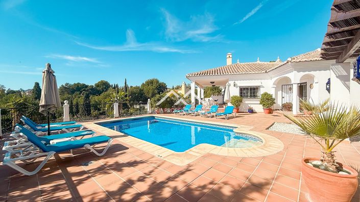 Image No.2-5 Bed Villa for sale