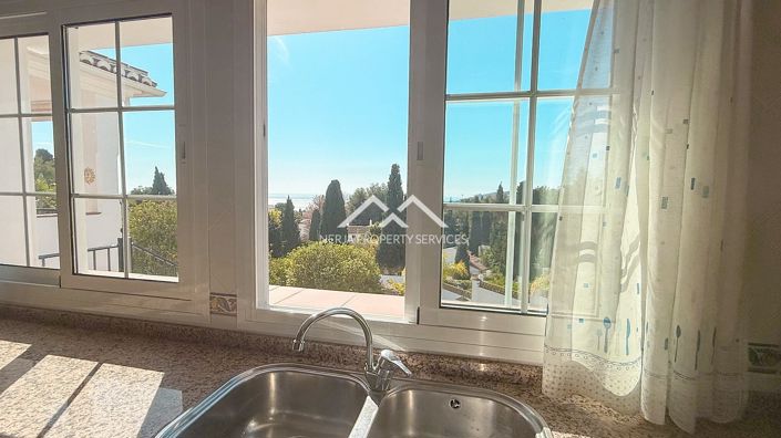 Image No.21-5 Bed Villa for sale