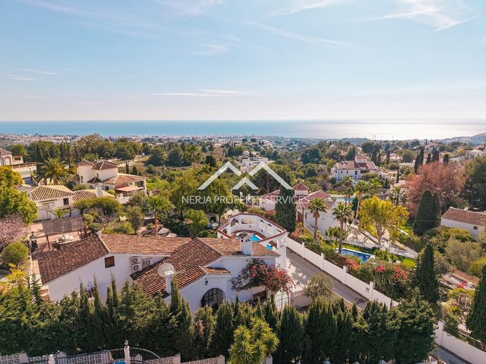 Image No.48-5 Bed Villa for sale