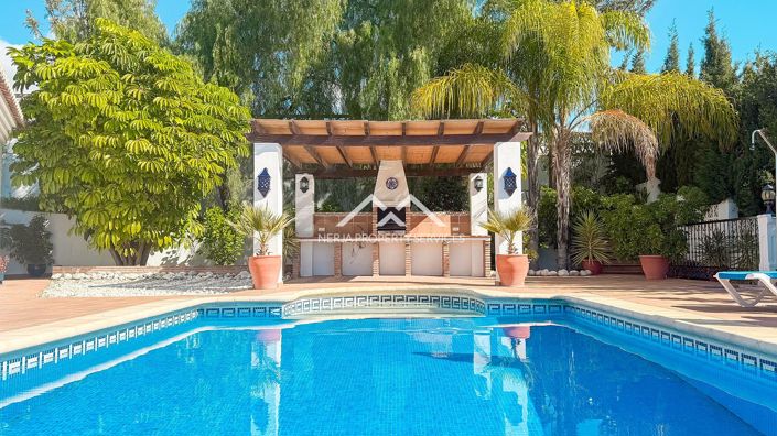 Image No.5-5 Bed Villa for sale