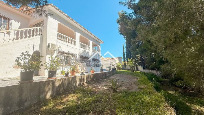 Image No.3-2 Bed Villa for sale